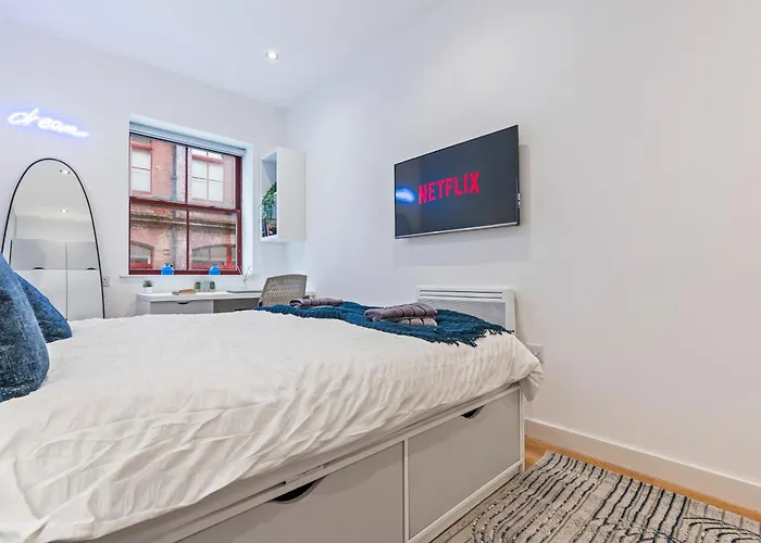 Elegant Flat - Sleeps 8 - View Centre 利兹