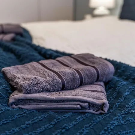 Elegant Flat - Sleeps 8 - View Centre شقة ليدز