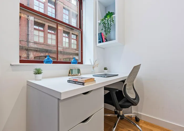 公寓 Elegant Flat - Sleeps 8 - View Centre